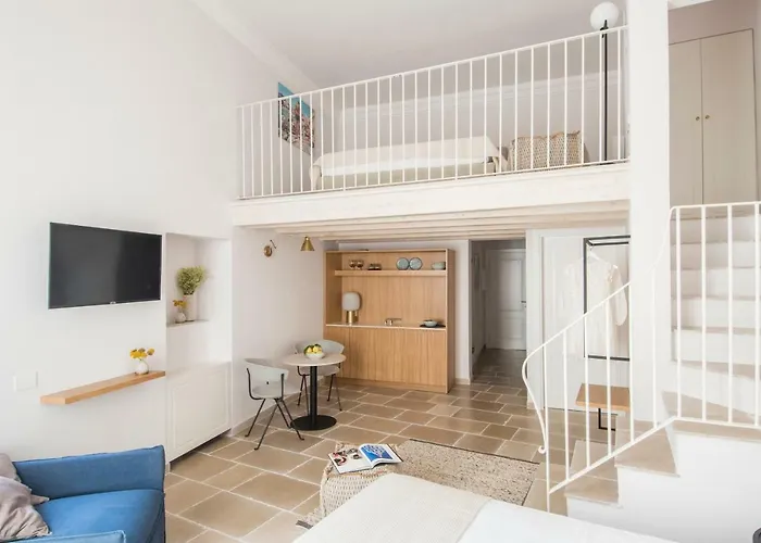 Palazzo Mulini * Monopoli