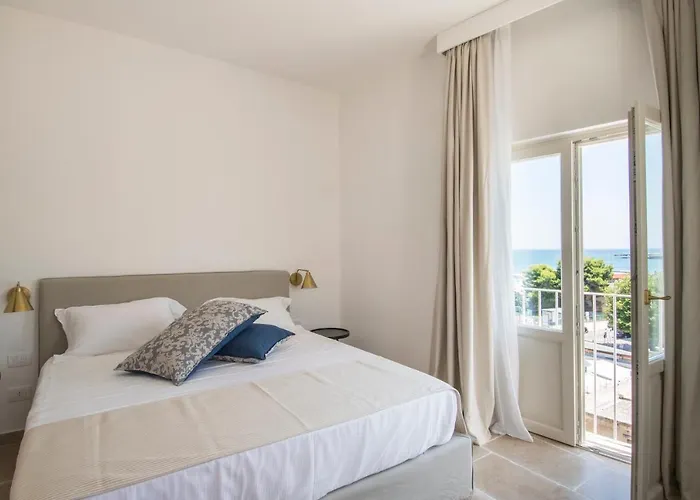 Palazzo Mulini * Monopoli